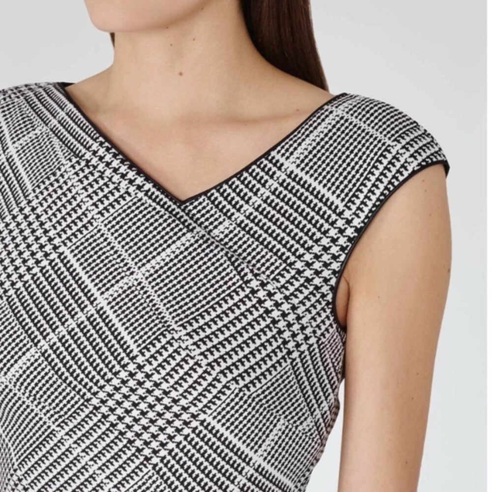 Reiss Dress Women's Size 4 US Ivory Black Houndstooth‎ Check Asymmetric Tailored - Picture 3 of 13